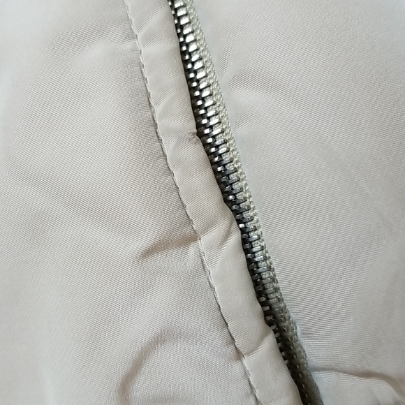 Theory Puffer Jacket - Picture 13 of 14